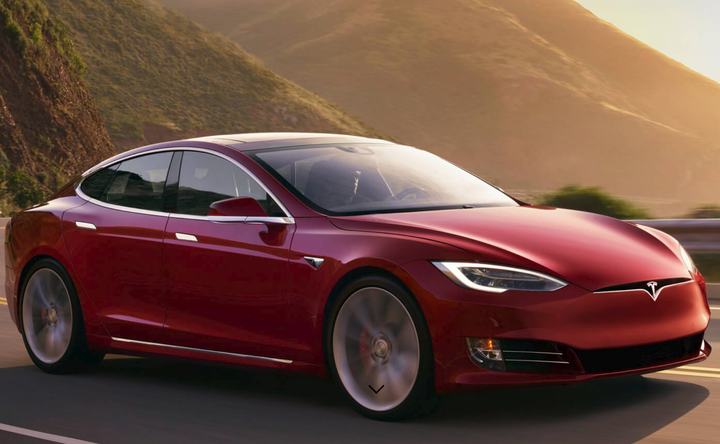 Tesla запустит сервис беспилотных такси