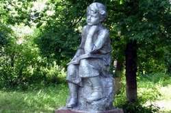 Под Харьковом снесли «юного Ленина»