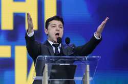  Чеське «Радіо Плюс» опублікувало у себе на сайті статтю під назвою «Єврей на чолі українських фашистів» 