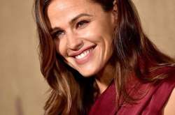 Дженнифер Гарнер