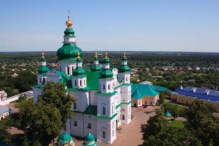 Українські церкви перед Великоднем обстежать вибухотехніки