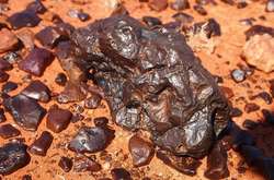 Ученые обнаружили камни, которые превращают свет в электричество