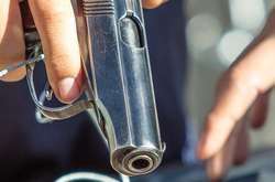 У Москві чоловік біля метро застрелив людину і вчинив самогубство