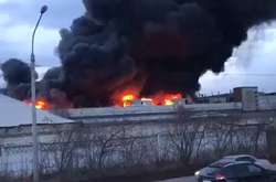  Пожежа сталася на складі заводу «Бірюса», який розташовується на території «Красмашу» 