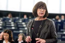 Євродепутатка закликала ЄС і Німеччину відреагувати на намір Путіна полегшити видачу паспортів РФ