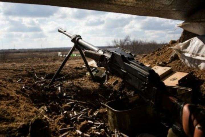 У переддень Великодня окупанти п’ять разів порушували режим «тиші» на Донбасі