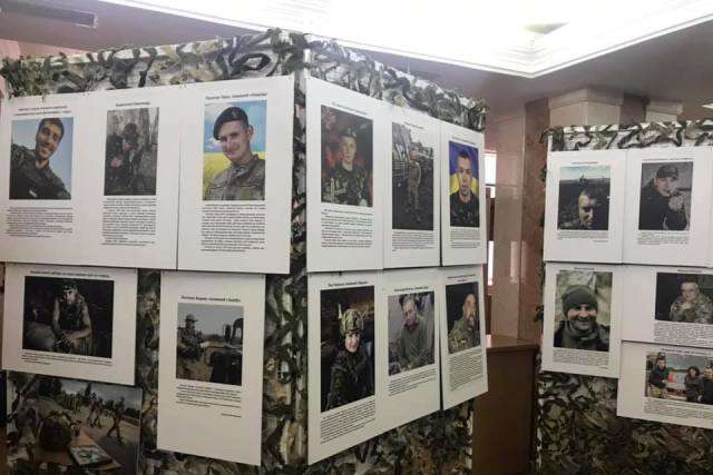 Картини українських військових покажуть у Британії