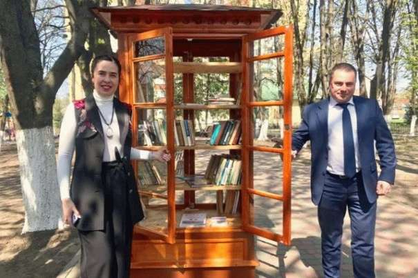У Вінниці відкрили бібліотеку під відкритим небом
