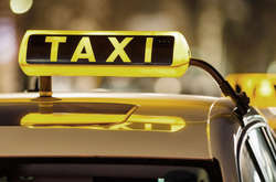  Таксисту висунули звинувачення у спробі навмисного вбивства 