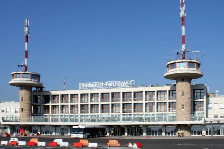 Аеропорт Будапешта заборонить польоти у нічний час