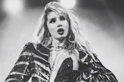 Возмущенные организаторы европейского тура Светланы Лободы подали на нее в суд