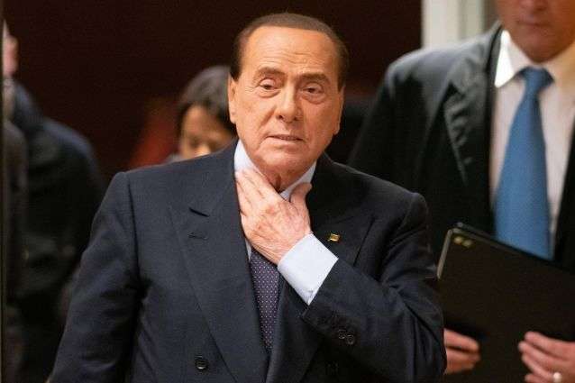 Екс-прем'єра Італії Берлусконі госпіталізували