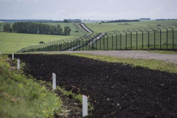 «Стіну» на кордоні з Росією планують добудувати до 2021 року