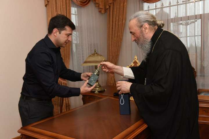 Зеленський зустрівся з митрополитом Московської церкви Онуфрієм