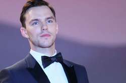 Николас Холт сыграет убийцу в триллере с Анджелиной Джоли