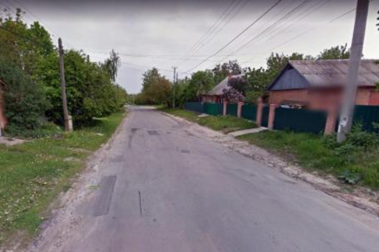 Вінничани, які мешкають по вулиці Чумацькій, просять провести ремонт дороги