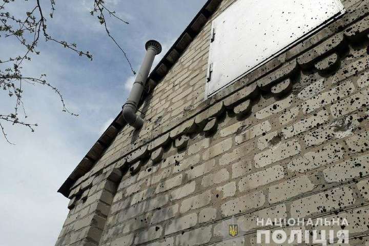 Окупанти обстріляли Авдіївку, пошкоджені житлові будинки