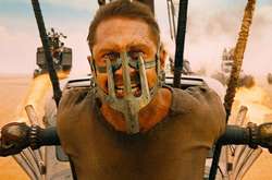 Кадр из фильма «Безумный Макс: Дорога ярости»