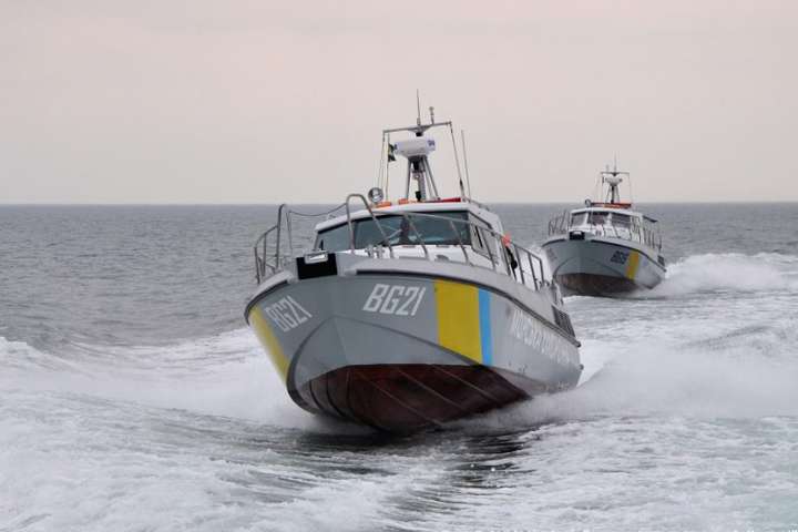Україна побудує 22 кораблі та закупить 24 вертольоти для охорони кордонів 