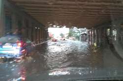 Через грозу в столиці цілодобово працюватиме спецтехніка «Київавтодору»