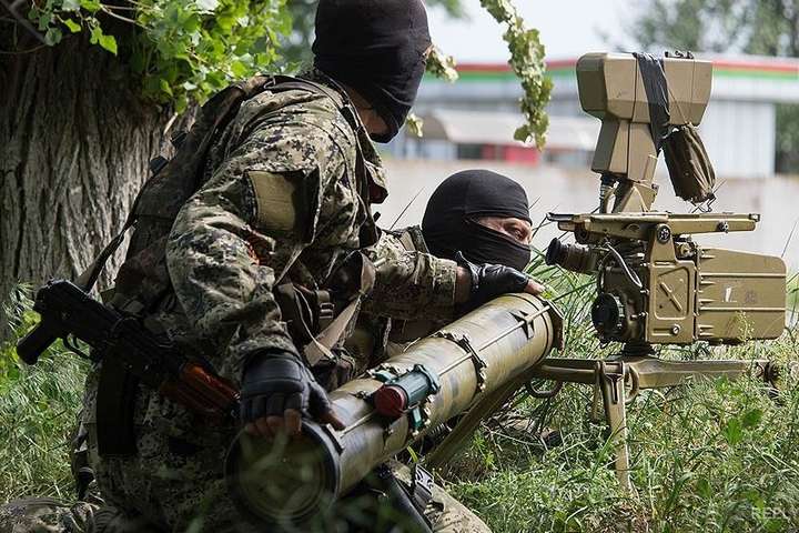 Доба на Донбасі: 21 ворожий обстріл, двох українських бійців поранено