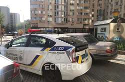 Бездиханне тіло з вогнепальним пораненням виявила у квартирі багатоповерхівки дружина загиблого