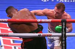 Альварес переміг Джейкобса