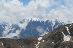 В Росії під час сходження на Ельбрус помер українець - ЗМІ