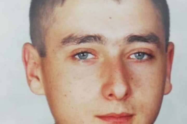 <p>Поліцейський Антон Павленко виріс у Баришівці, вчився у Луганському університеті внутрішніх справ</p> - У вбитого на Київщині поліцейського днями народився первісток