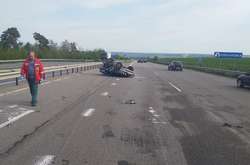  У результаті аварії загинули водій та один із пасажирів «Фольксвагена», а також випадкова перехожа 