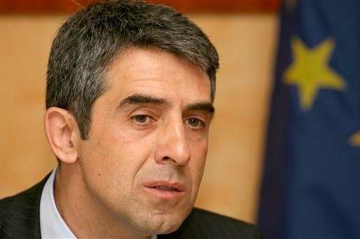 Екс-президент Болгарії засуджує нинішню політику країни «ми з ЄС і НАТО, але і з Росією»