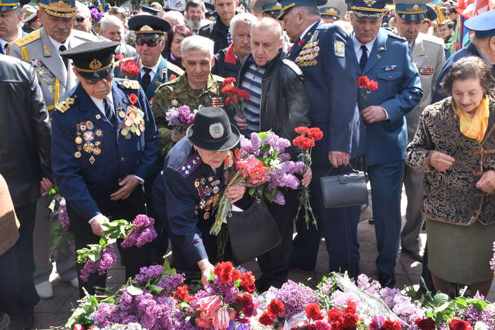 Вінничанам повідомили, як у місті відзначатимуть пам'ятні дні 8 та 9 травня