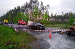  ДТП за участю автомобілів Fiat Doblo, KIA Rio та мікроавтобуса Fort Transit. 