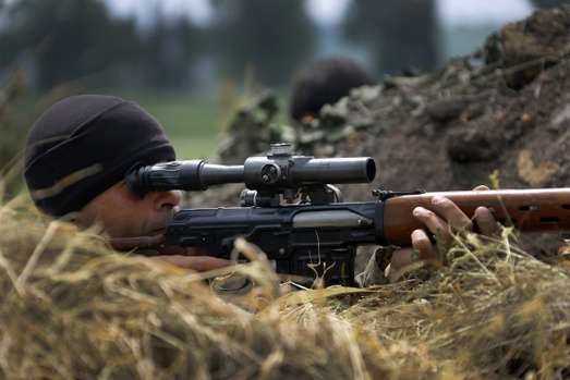 На Донбас прибули групи російських снайперів, - військова розвідка