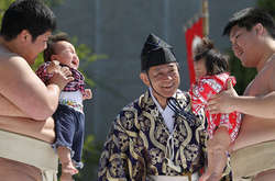 Конкурс плачущих детей в Японии