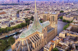 Проекты реконструкции Нотр-Дама: огненный купол, хрустальный шпиль и пентхаус