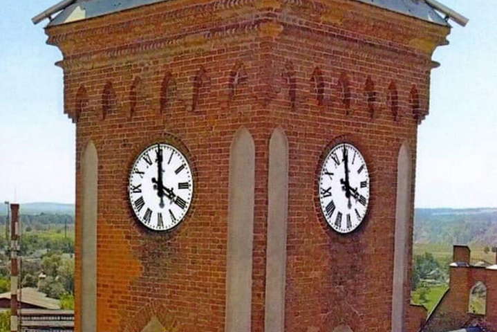 У Гнівані буде свій Біг-Бен – на башті костелу встановлять годинник