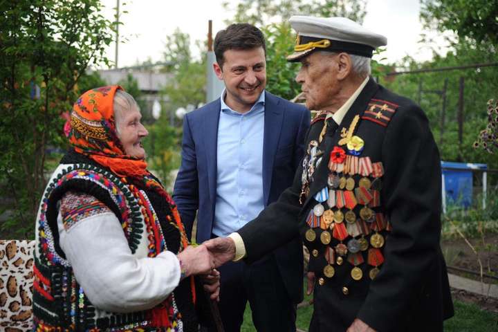 Зеленский встретился с ветеранами Второй мировой войны