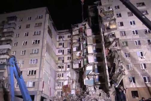 В Росії жителям багатоповерхівки, яка обвалилася внаслідок вибуху, прийшли штрафи за комуналку