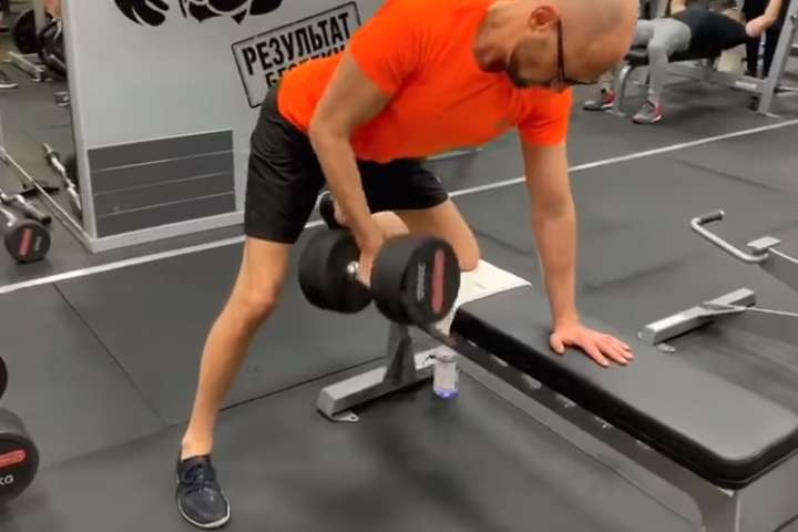 Яценюк показав, як тренується в спортзалі (відео)