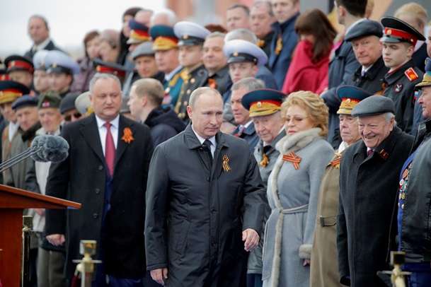 Від гріха подалі. У Путіна після подій у Шереметьєво вирішили скасувати авіаційну частину параду