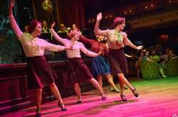 Яркие наряды, музыка и танцы: в столице презентуют музыкально-танцевальное ретро-шоу Speakeasy jazz 