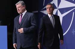 Порошенко зустрінеться із генсеком НАТО 