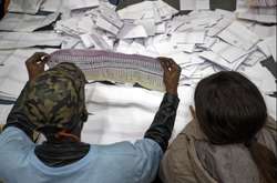 Африканський національний конгрес лідирує на парламентських виборах в ПАР