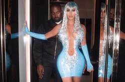 Суррогатная мать родила Ким Кардашьян и Канье Уэсту сына