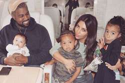 Ким Кардашьян еще не придумала имя для сына, но рассказали, на кого он похож