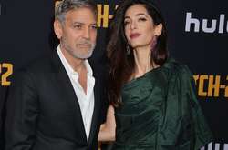Джордж Клуни рассказал о воспитании детей: Они постоянно разыгрывают нас