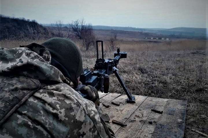 Сьогодні окупанти вже 11 разів порушили режим тиші на Донбасі