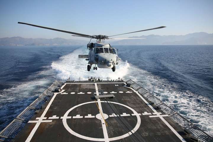 Турция начала военные учения в трех морях (фото)