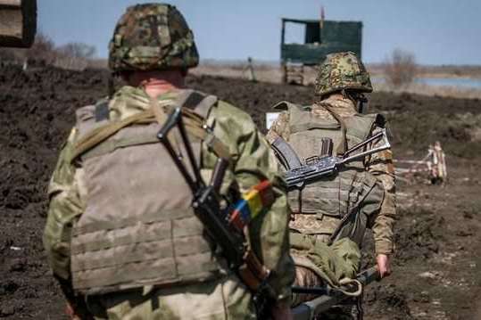 Бойовики прицільно обстріляли позиції ВСУ біля Богданівки та Мар’їнки: мапа боїв